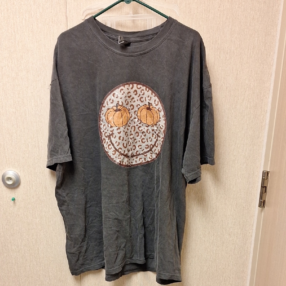 Comfort Colors Charcoal Tee with Autumn Graphic